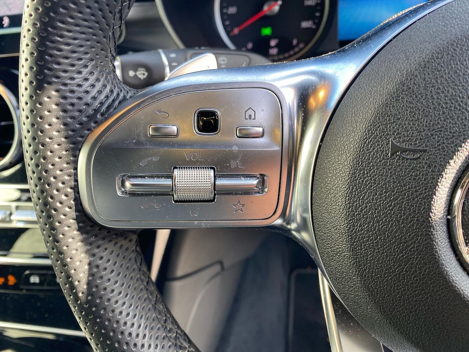 Used Mercedes-Benz GLC 2022 for sale - 76437285: Photo 26