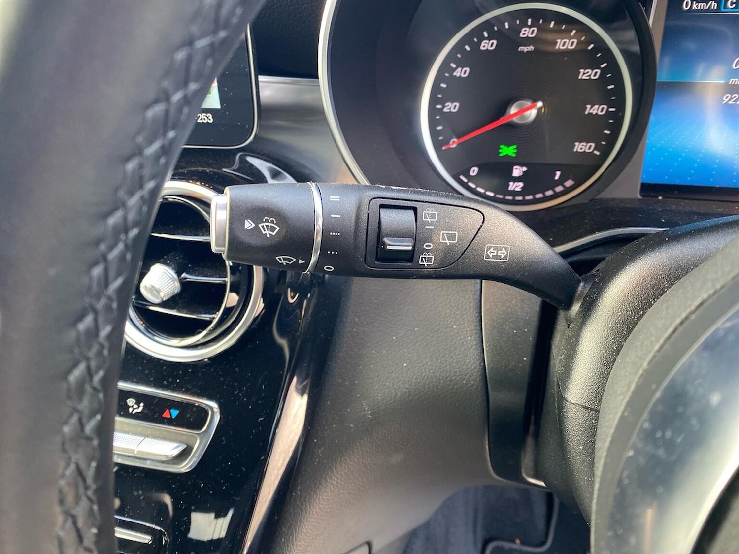 Used Mercedes-Benz GLC 2022 for sale - 76437285: Photo 28