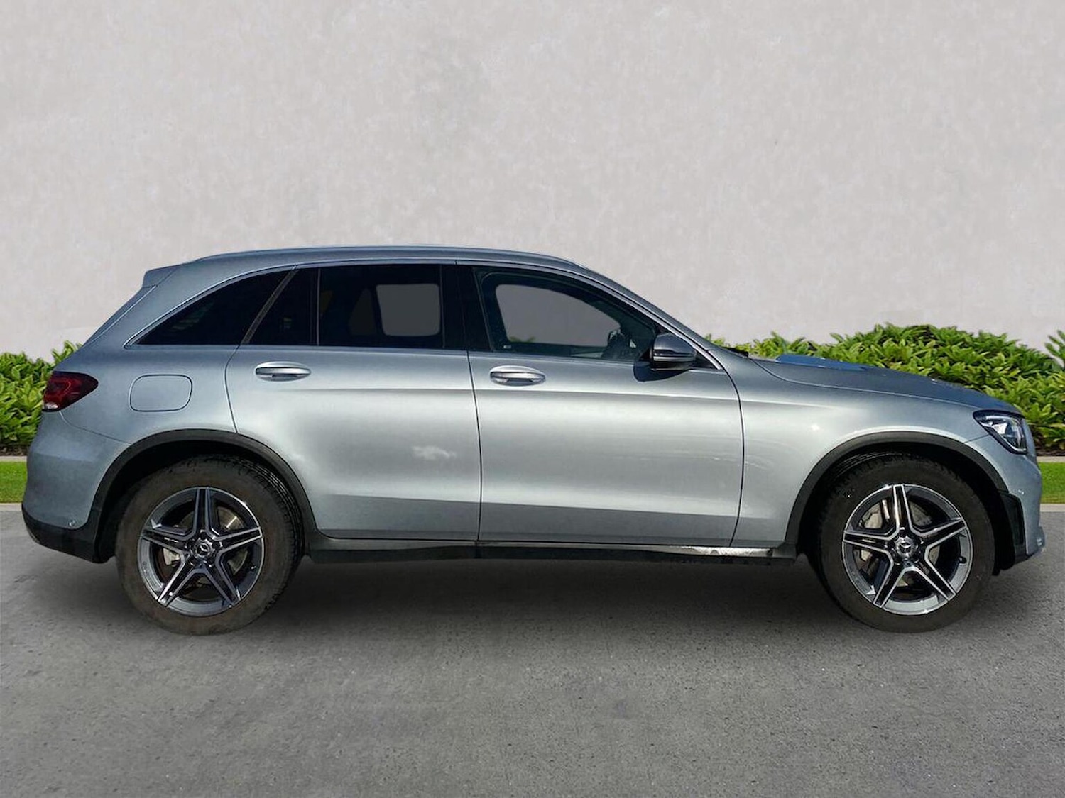 Used Mercedes-Benz GLC 2022 for sale - 76437285: Photo 3