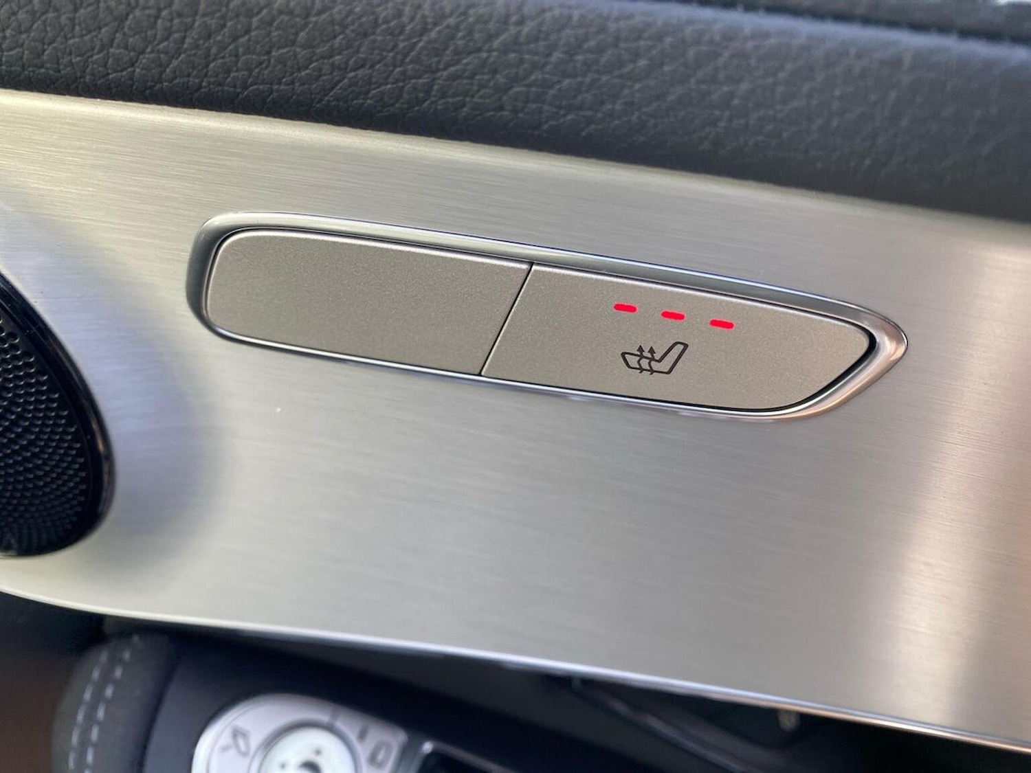 Used Mercedes-Benz GLC 2022 for sale - 76437285: Photo 30