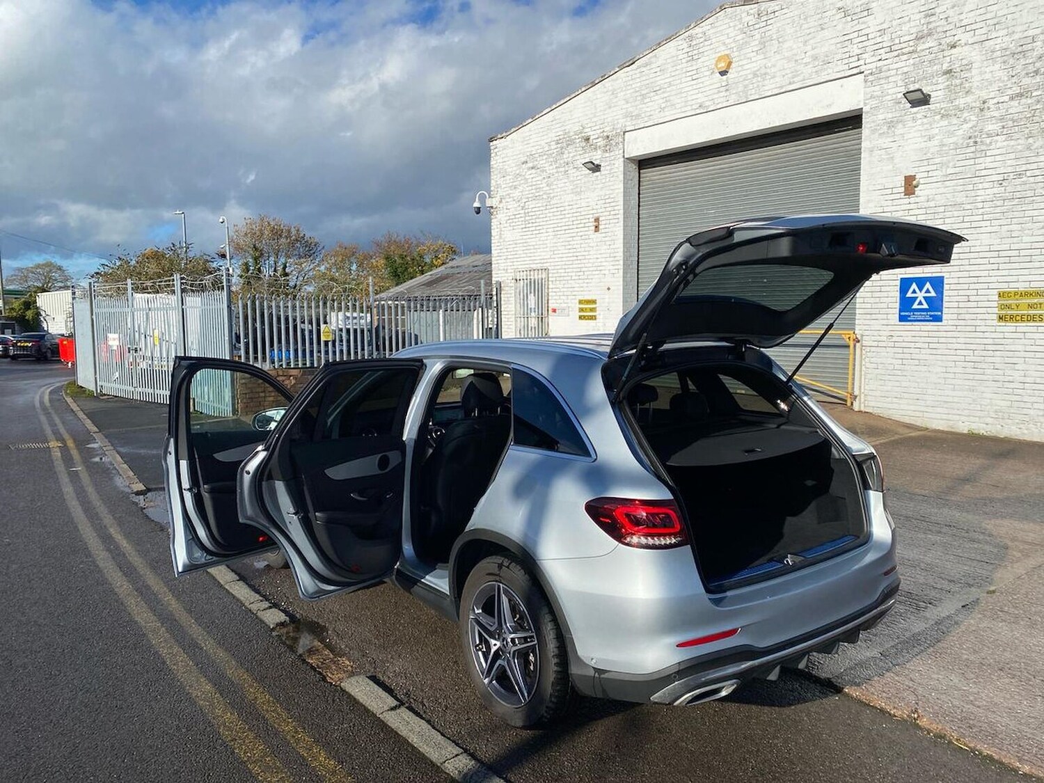 Used Mercedes-Benz GLC 2022 for sale - 76437285: Photo 40