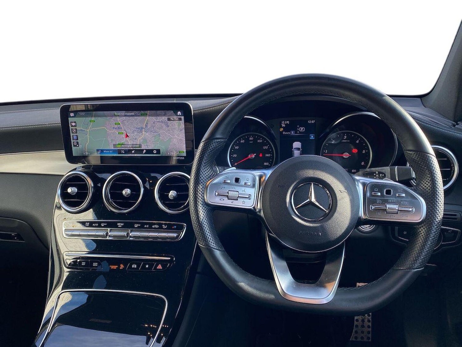 Used Mercedes-Benz GLC 2022 for sale - 76437285: Photo 9