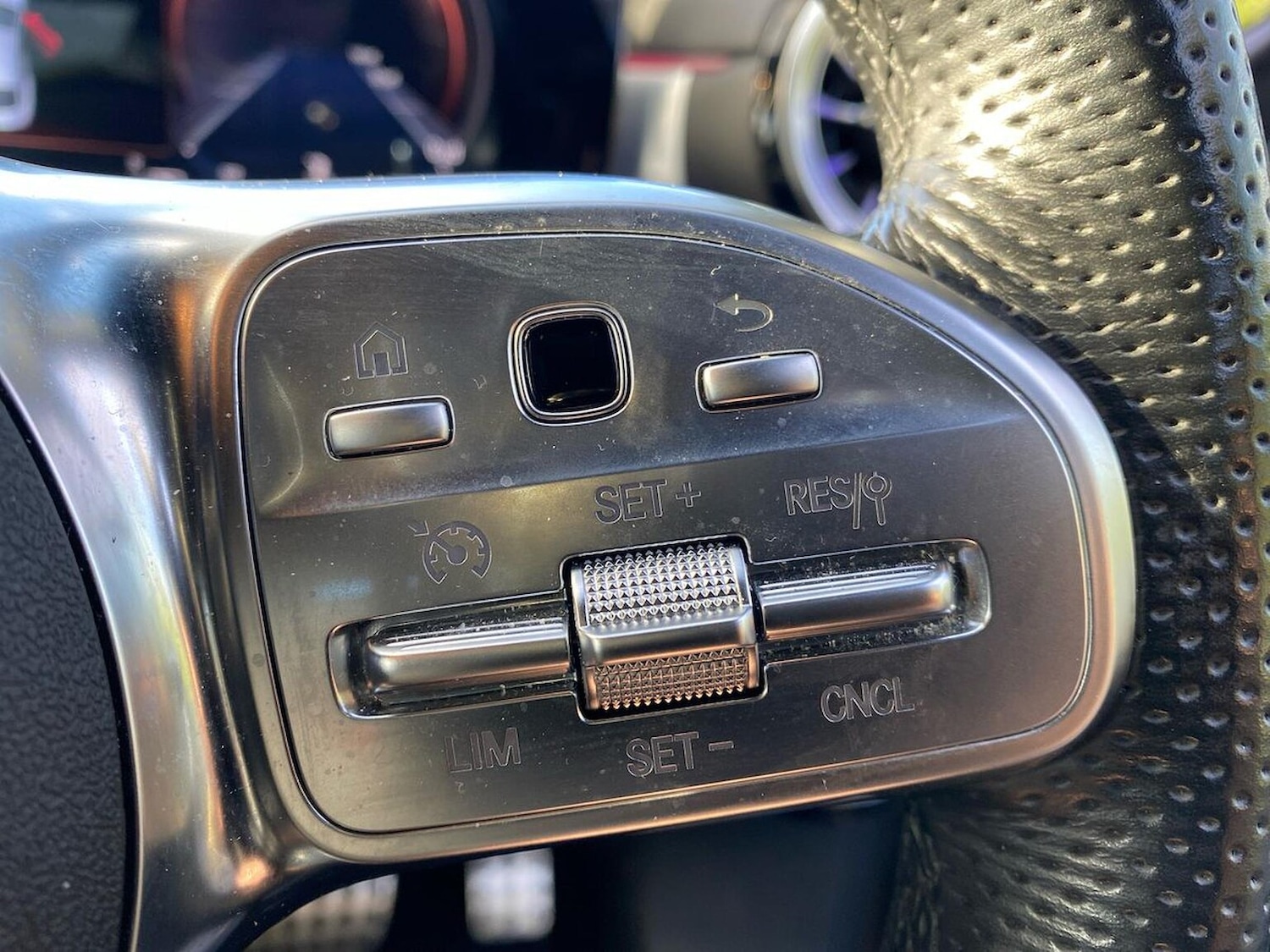 Used Mercedes-Benz CLA 2021 for sale - 76892159: Photo 27