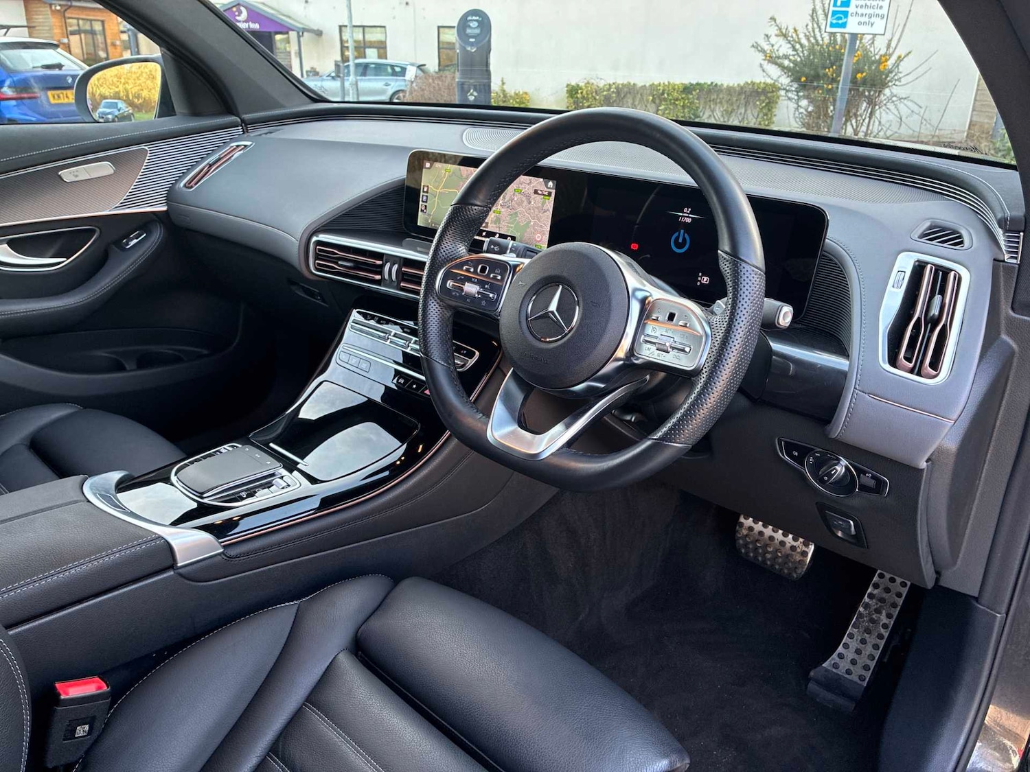 Used Mercedes-Benz EQC 2023 for sale - 78011612: Photo 15