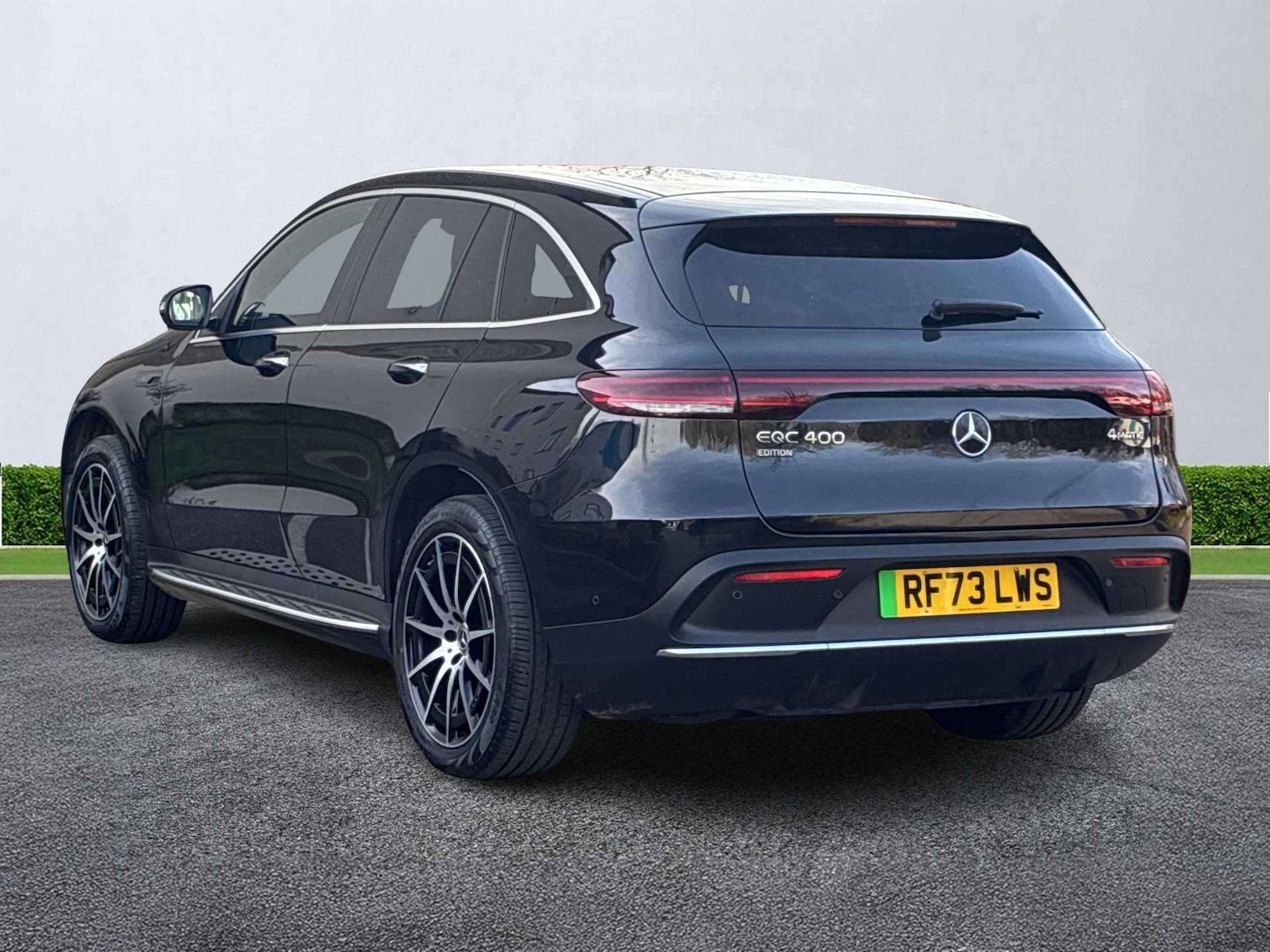 Used Mercedes-Benz EQC 2023 for sale - 78011612: Photo 2