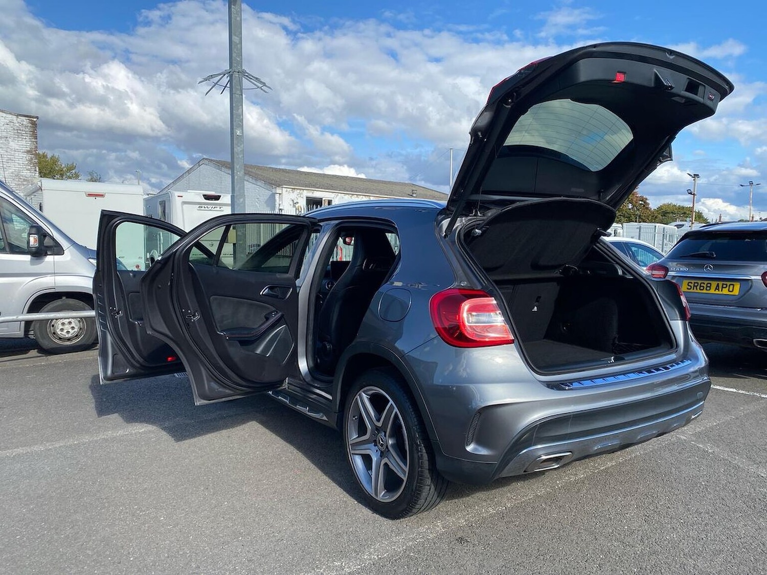 Used Mercedes-Benz GLA 2018 for sale - 76144183: Photo 40