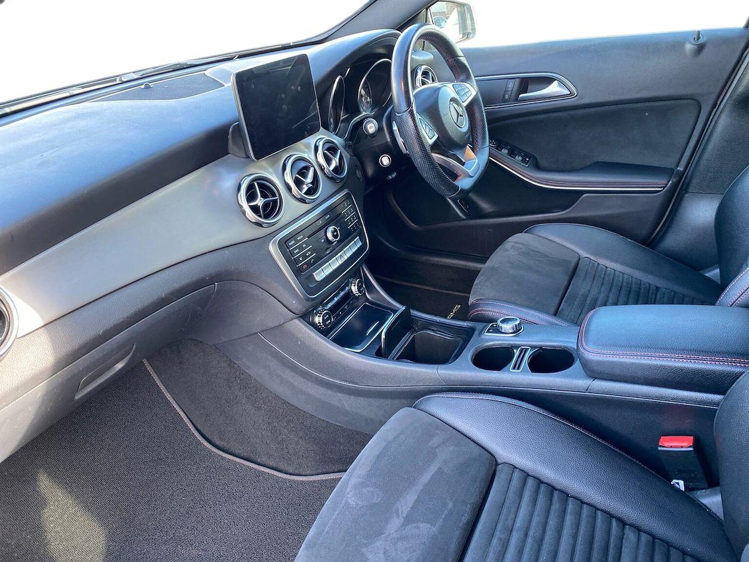 Used Mercedes-Benz GLA 2018 for sale - 76144183: Photo 7