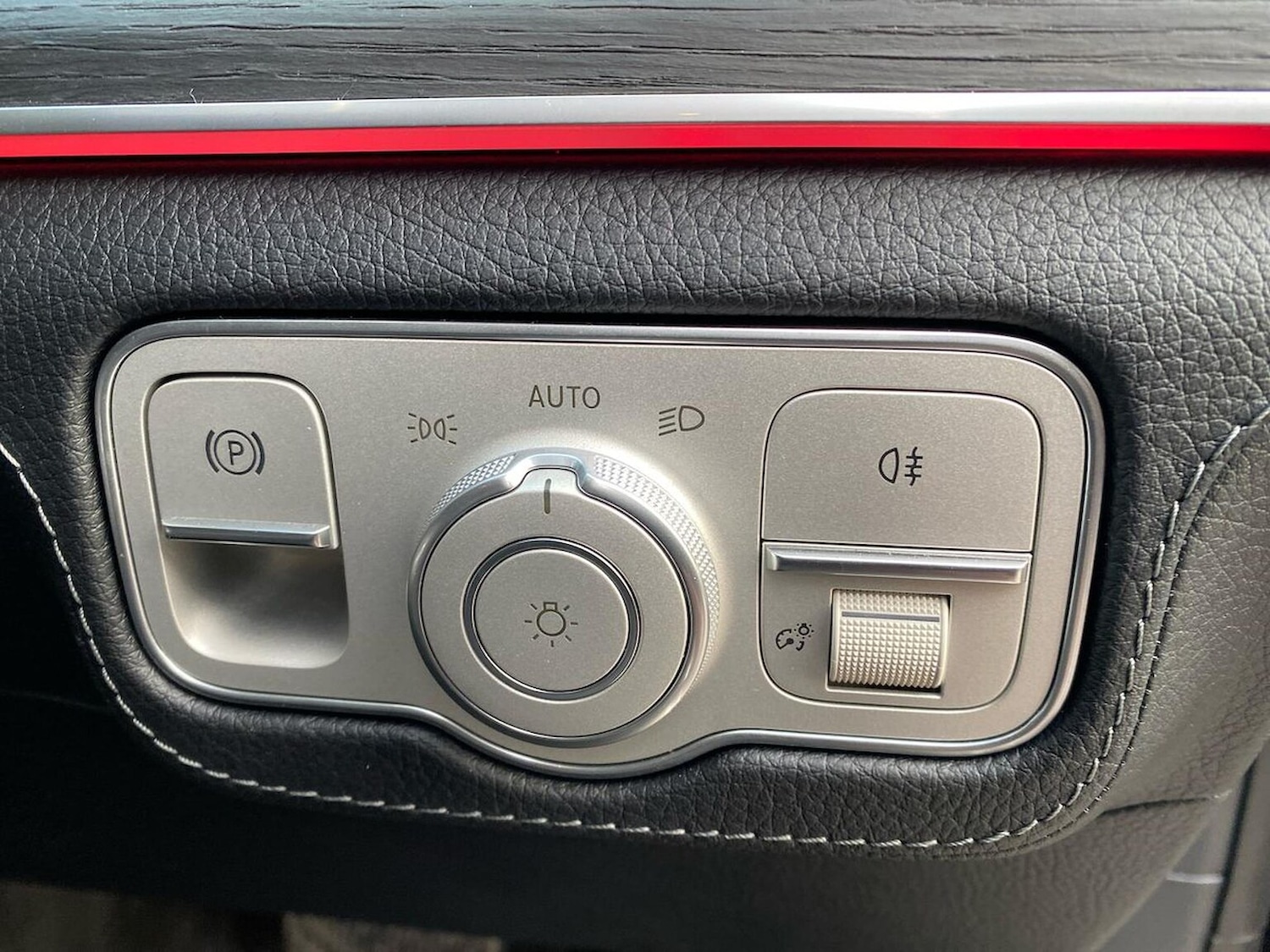 Used Mercedes-Benz GLE 2025 for sale - 77033511: Photo 24