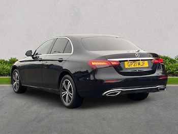 Used Mercedes-Benz E Class 2021 for sale - 76268274: Photo 2