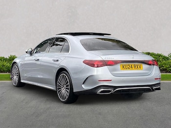 Used Mercedes-Benz E Class 2024 for sale - 76232747: Photo 2