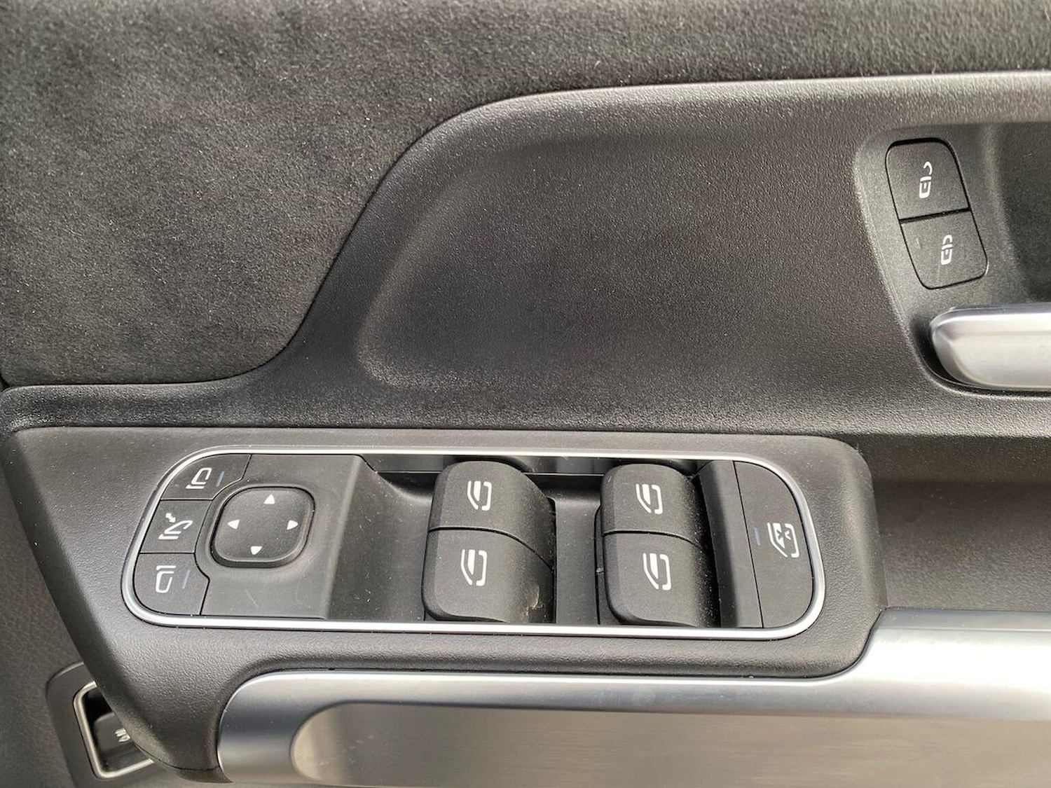 Used Mercedes-Benz GLB 2024 for sale - 76885039: Photo 21