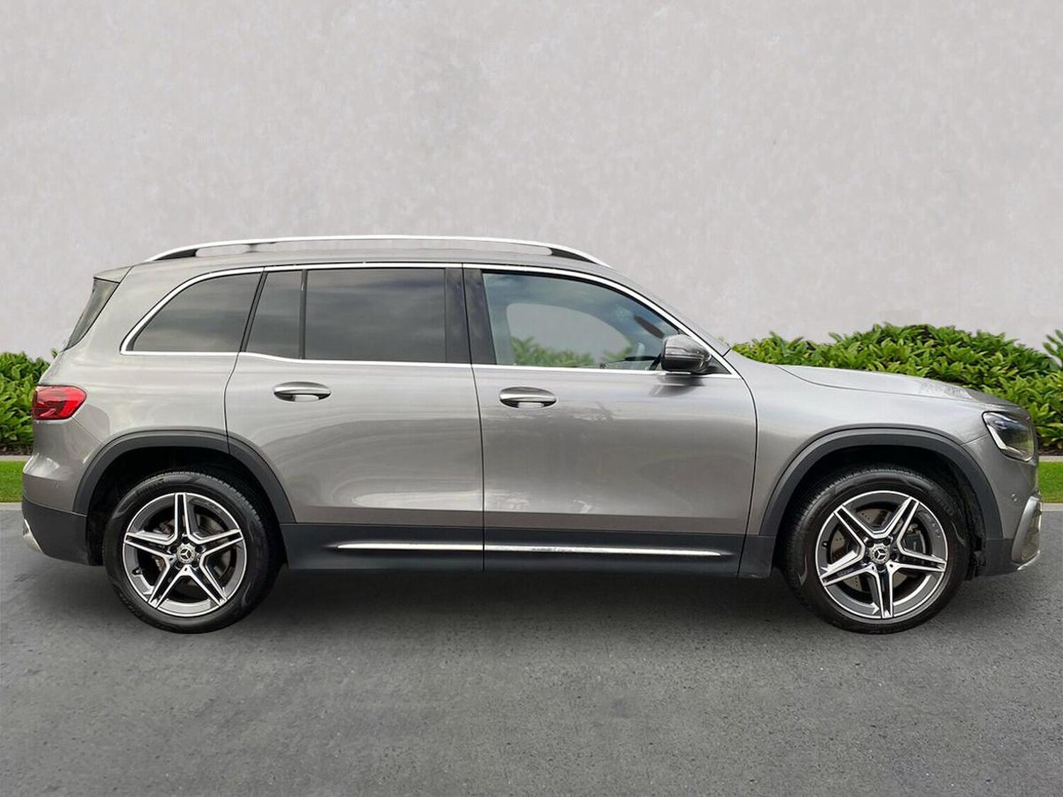 Used Mercedes-Benz GLB 2024 for sale - 76885039: Photo 3