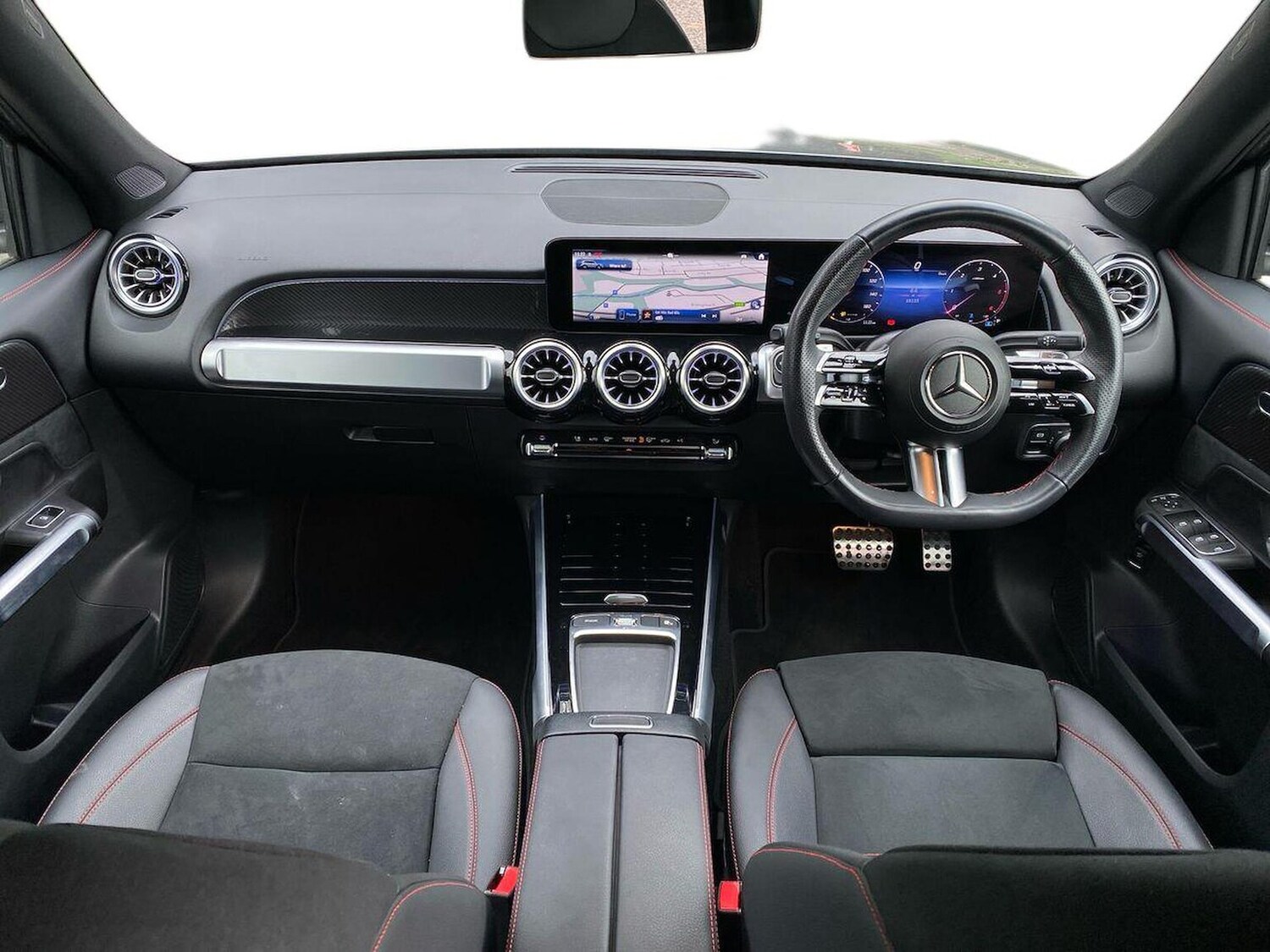 Used Mercedes-Benz GLB 2024 for sale - 76885039: Photo 8