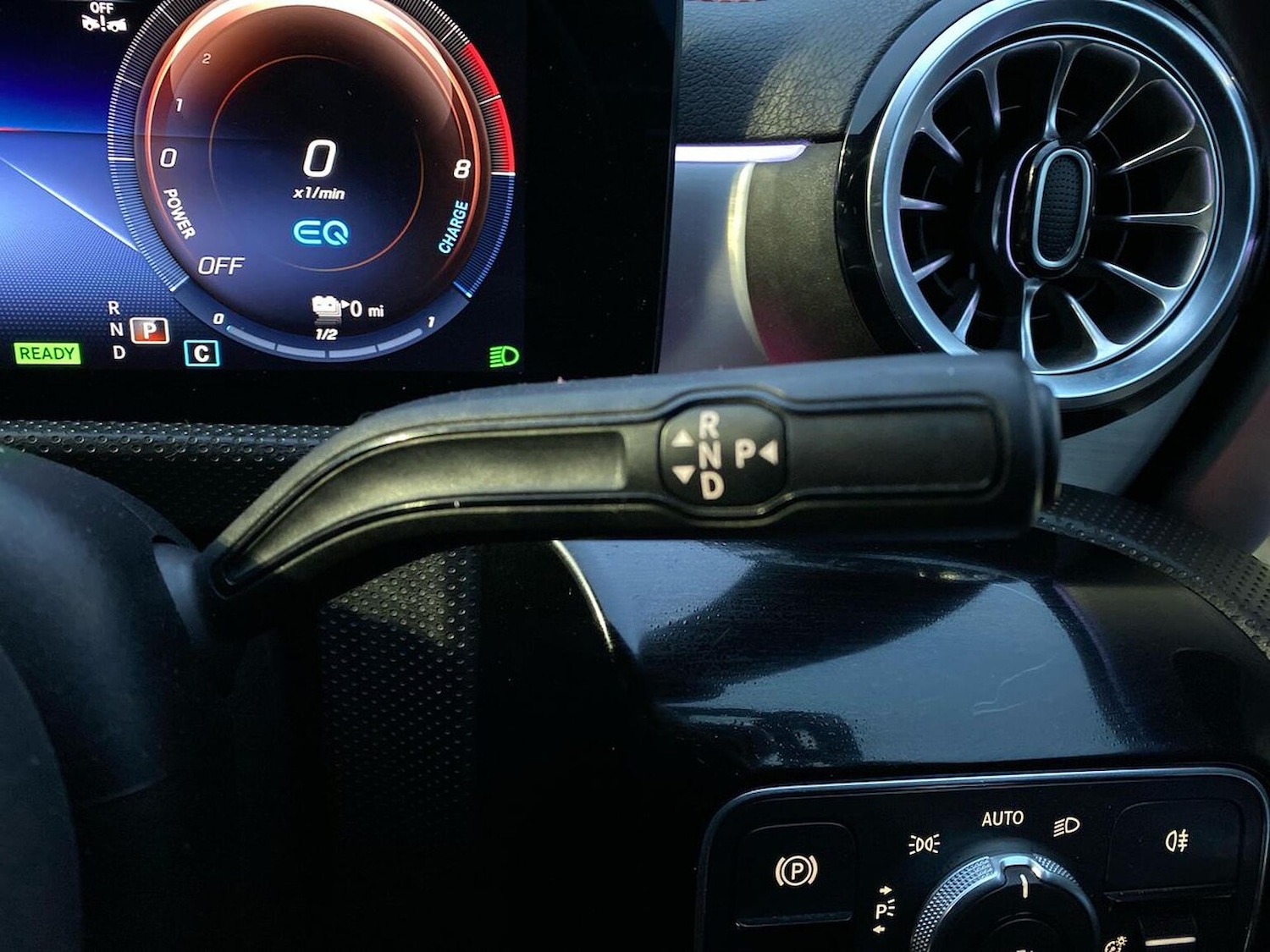 Used Mercedes-Benz CLA 2023 for sale - 77011929: Photo 31