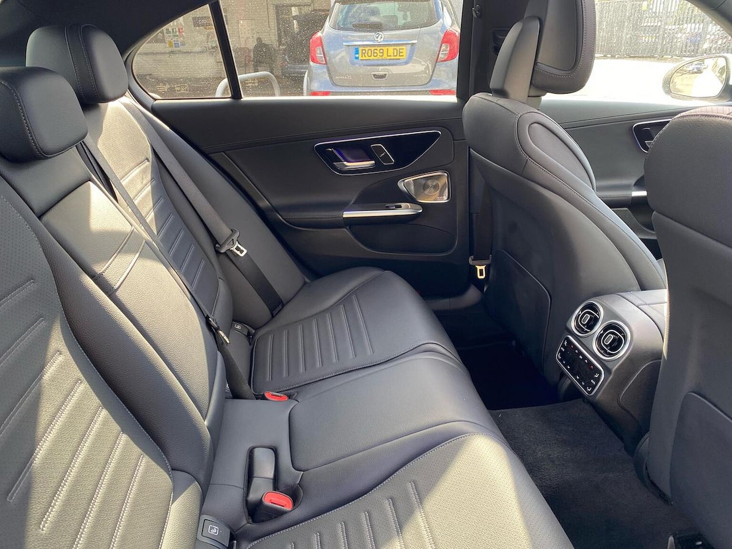 Used Mercedes-Benz C-Class 2024 for sale - 76040691: Photo 16