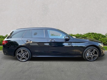 Used Mercedes-Benz C-Class 2021 for sale - 75561720: Photo