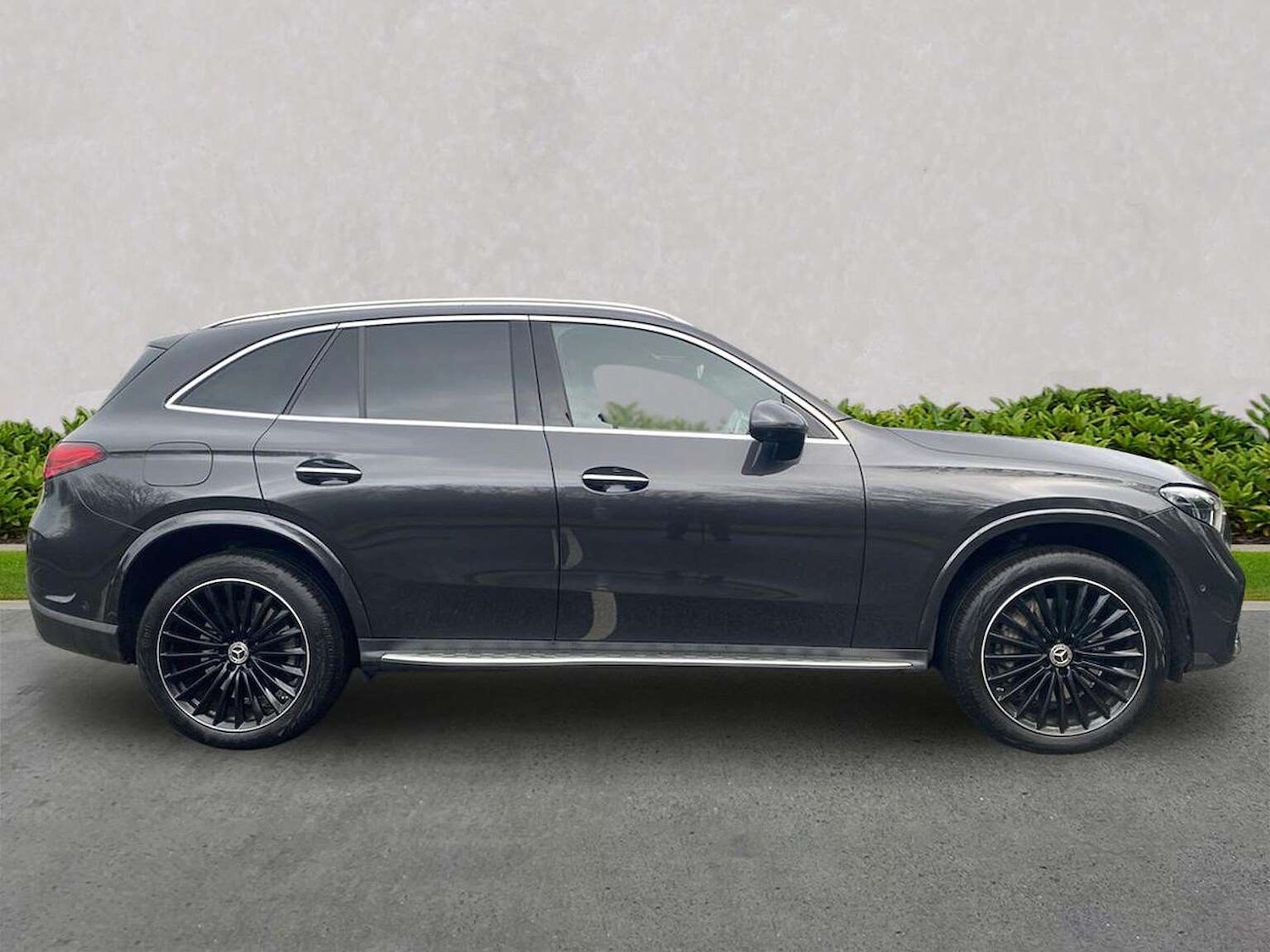 Used Mercedes-Benz GLC 2023 for sale - 77578757: Photo 3