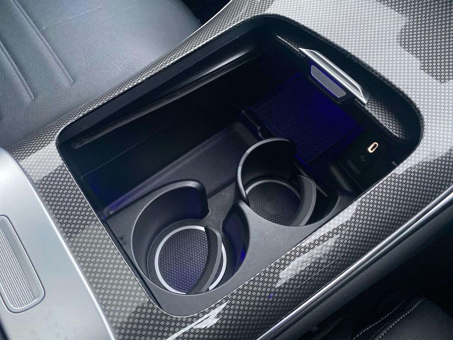 Used Mercedes-Benz GLC 2023 for sale - 77578757: Photo 32