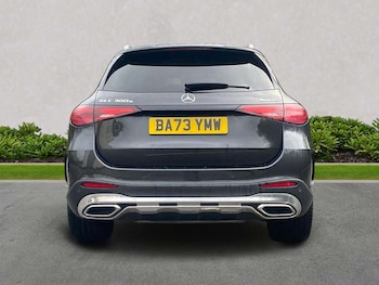 Used Mercedes-Benz GLC 2023 for sale - 77578757: Photo