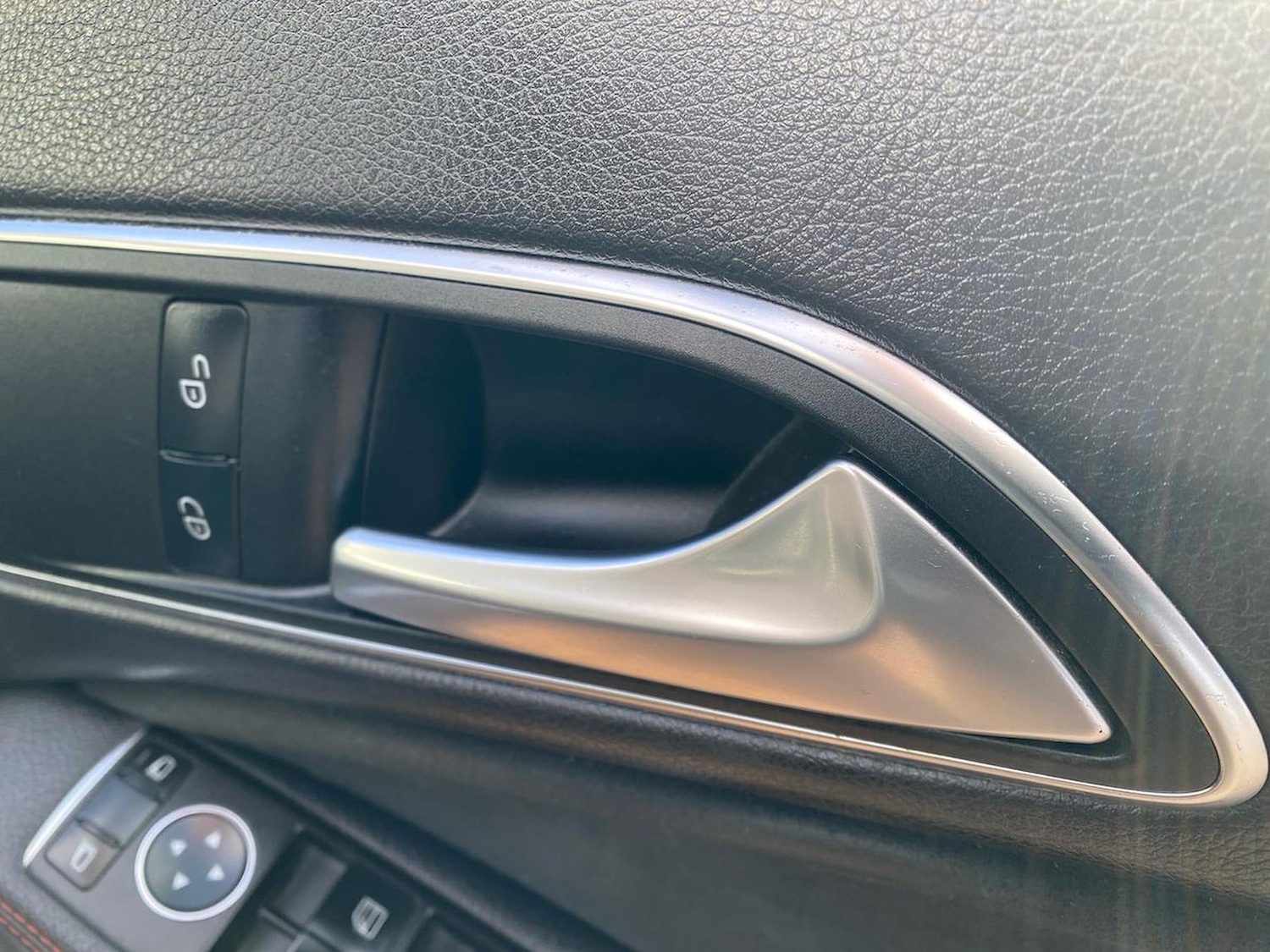 Used Mercedes-Benz CLA 2018 for sale - 76449585: Photo 30