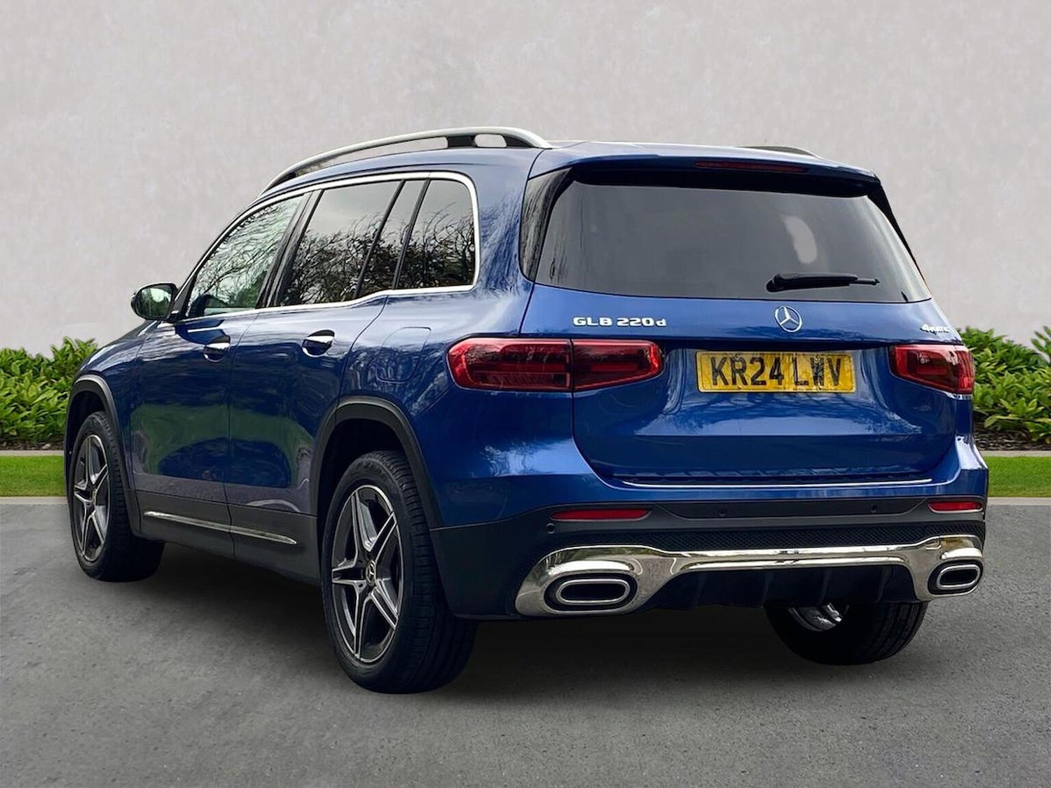 Used Mercedes-Benz GLB 2024 for sale - 76506151: Photo 2