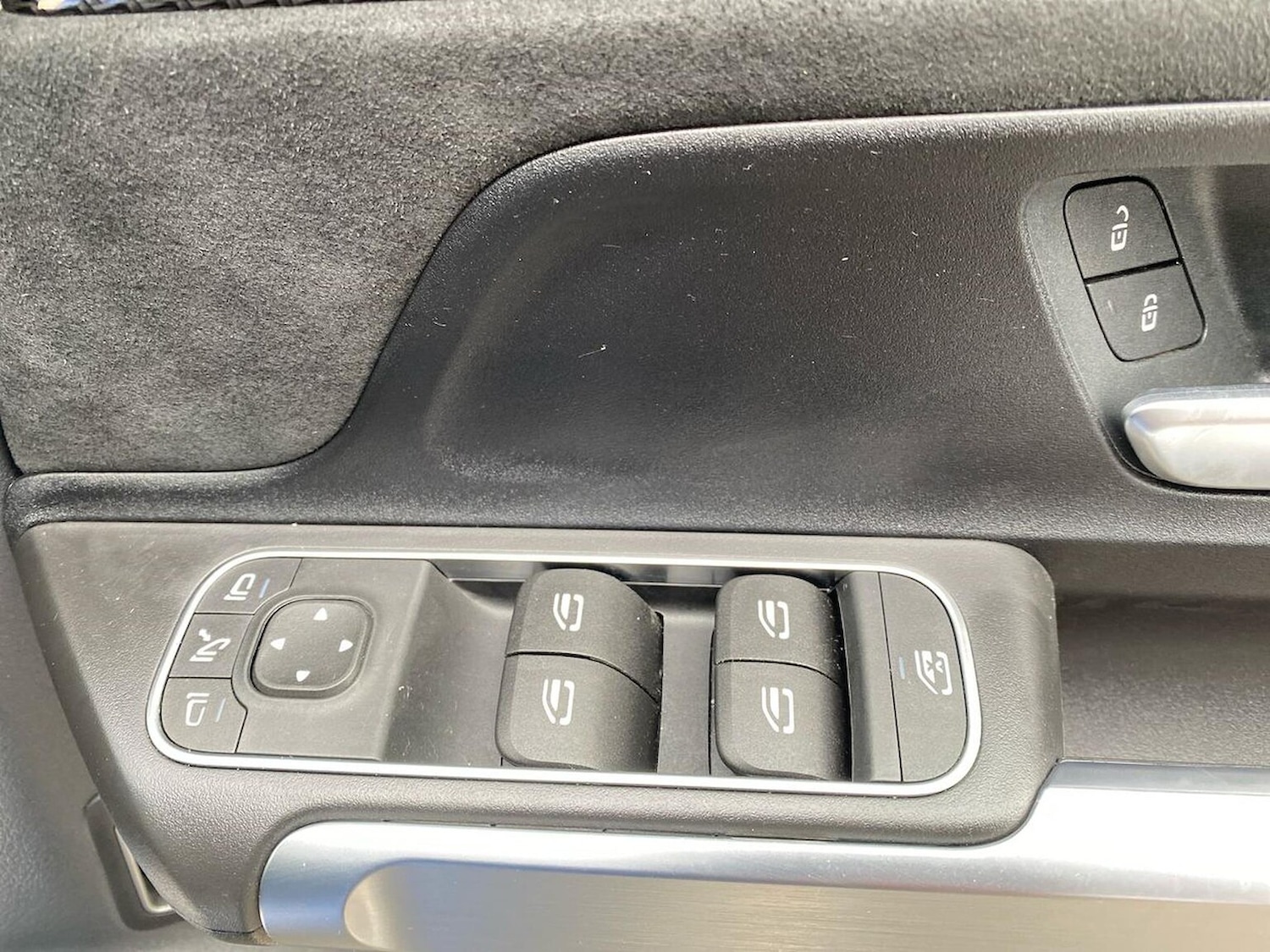 Used Mercedes-Benz GLB 2024 for sale - 76506151: Photo 21