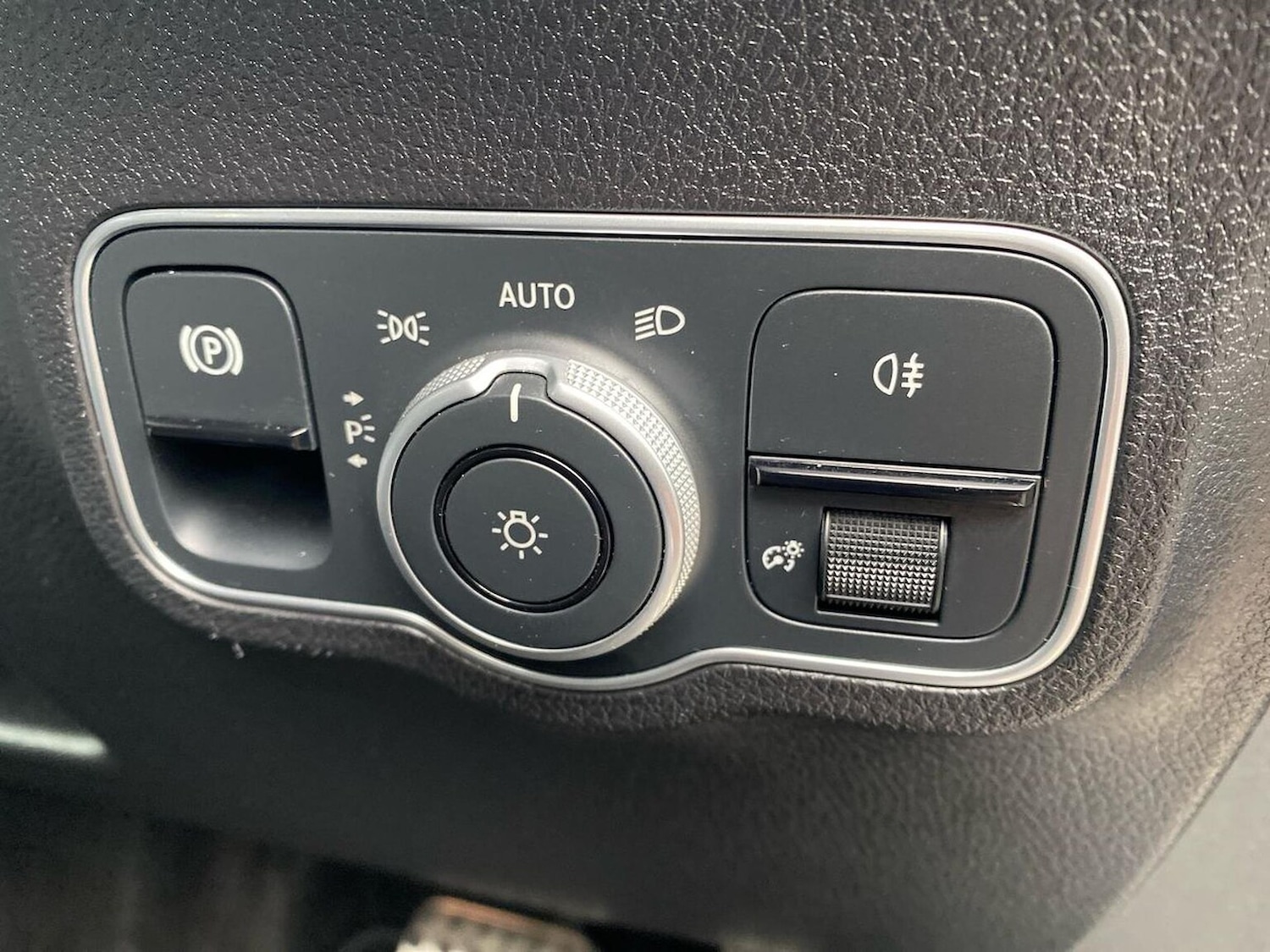 Used Mercedes-Benz GLB 2024 for sale - 76506151: Photo 22