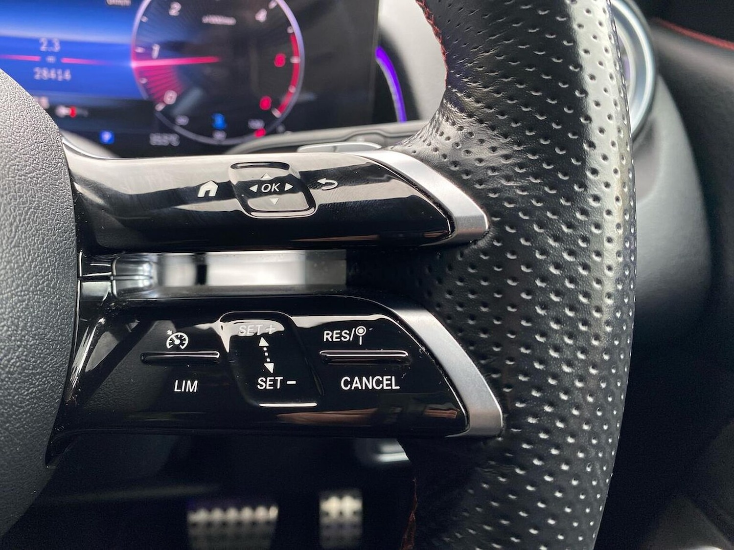 Used Mercedes-Benz GLB 2024 for sale - 76506151: Photo 27