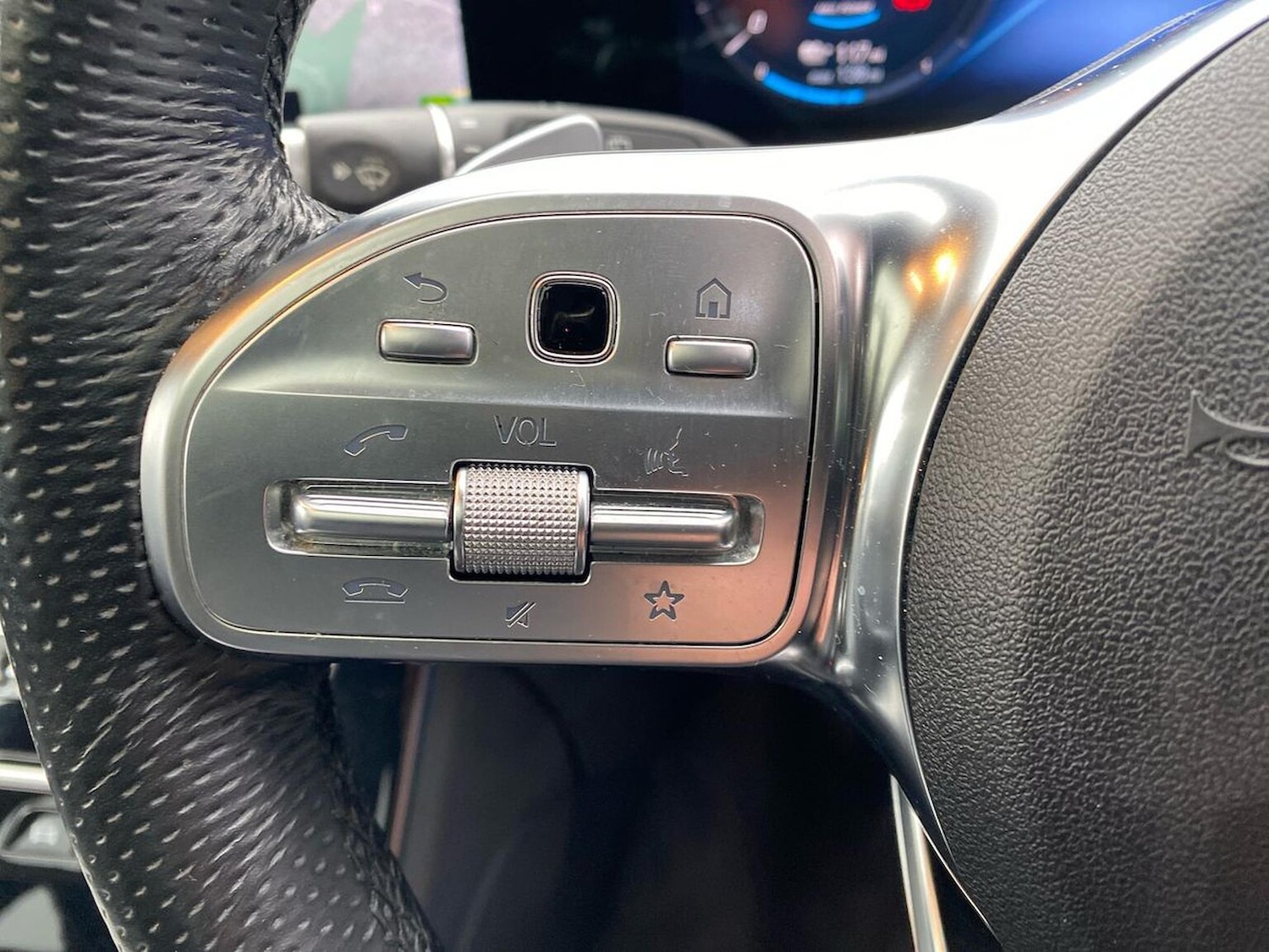 Used Mercedes-Benz EQC 2022 for sale - 76893249: Photo 26