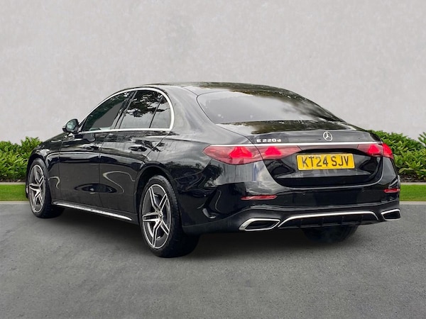 Used Mercedes-Benz E Class 2024 for sale - 76236946: Photo 2