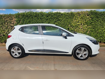 Used Renault Clio 2013 for sale - 78750917: Photo