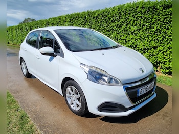 Used Peugeot 208 2016 for sale - 78807930: Photo