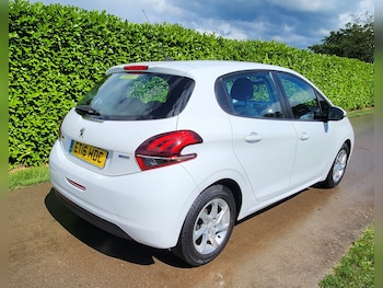 Used Peugeot 208 2016 for sale - 78807930: Photo