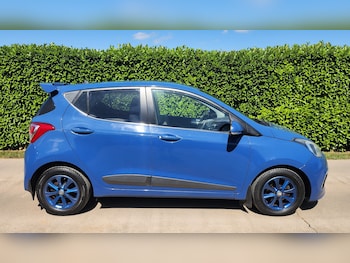 Used Hyundai i10 2015 for sale - 79090373: Photo