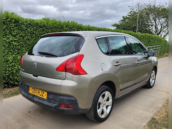 Used Peugeot 3008 2011 for sale - 79115706: Photo