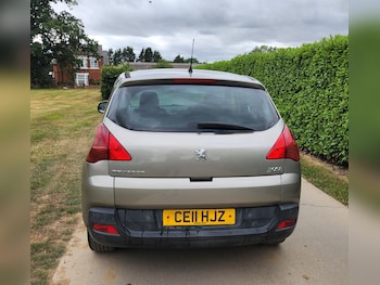 Used Peugeot 3008 2011 for sale - 79115706: Photo