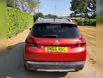 Used Peugeot 2008 2016 for sale - 79360335: Photo