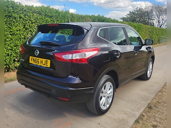 Used Nissan Qashqai 2016 for sale - 79612780: Photo