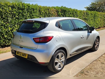 Used Renault Clio 2013 for sale - 79611977: Photo