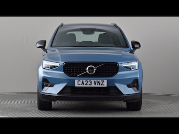 Used Volvo XC40 2023 for sale - 79352171: Photo