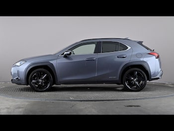 Used Lexus UX 2022 for sale - 79359745: Photo