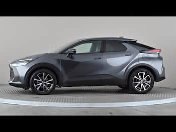 Used Toyota C-HR 2025 for sale - 79851740: Photo