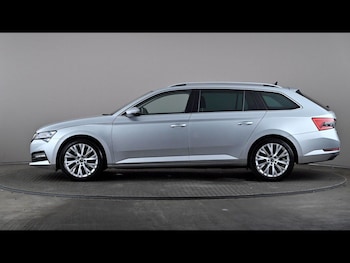 Used Skoda Superb 2023 for sale - 79066775: Photo