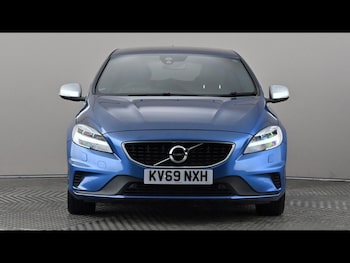 Used Volvo V40 2019 for sale - 78970363: Photo