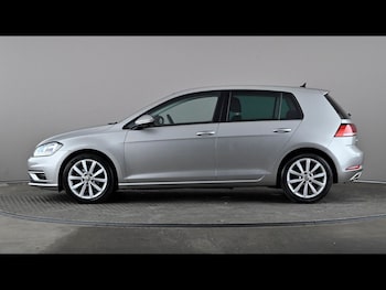 Used Volkswagen Golf 2019 for sale - 78632898: Photo