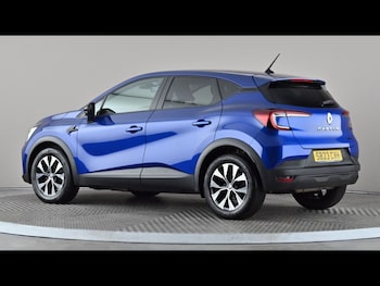 Used Renault Captur 2023 for sale - 79359786: Photo