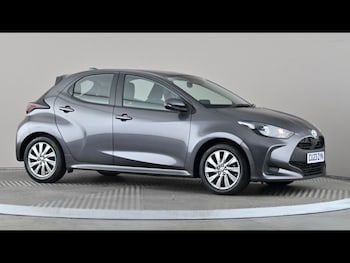 Used Toyota Yaris 2023 for sale - 79352160: Photo