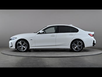 Used BMW 3 Series 2023 for sale - 79593429: Photo