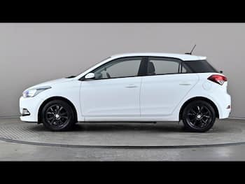 Used Hyundai i20 2016 for sale - 79851750: Photo