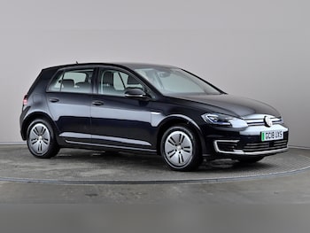 Used Volkswagen Golf 2018 for sale - 78616079: Photo